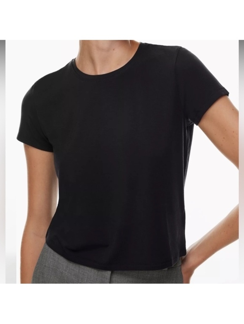 Babaton Contour Black Crew Neck T-Shirt XL